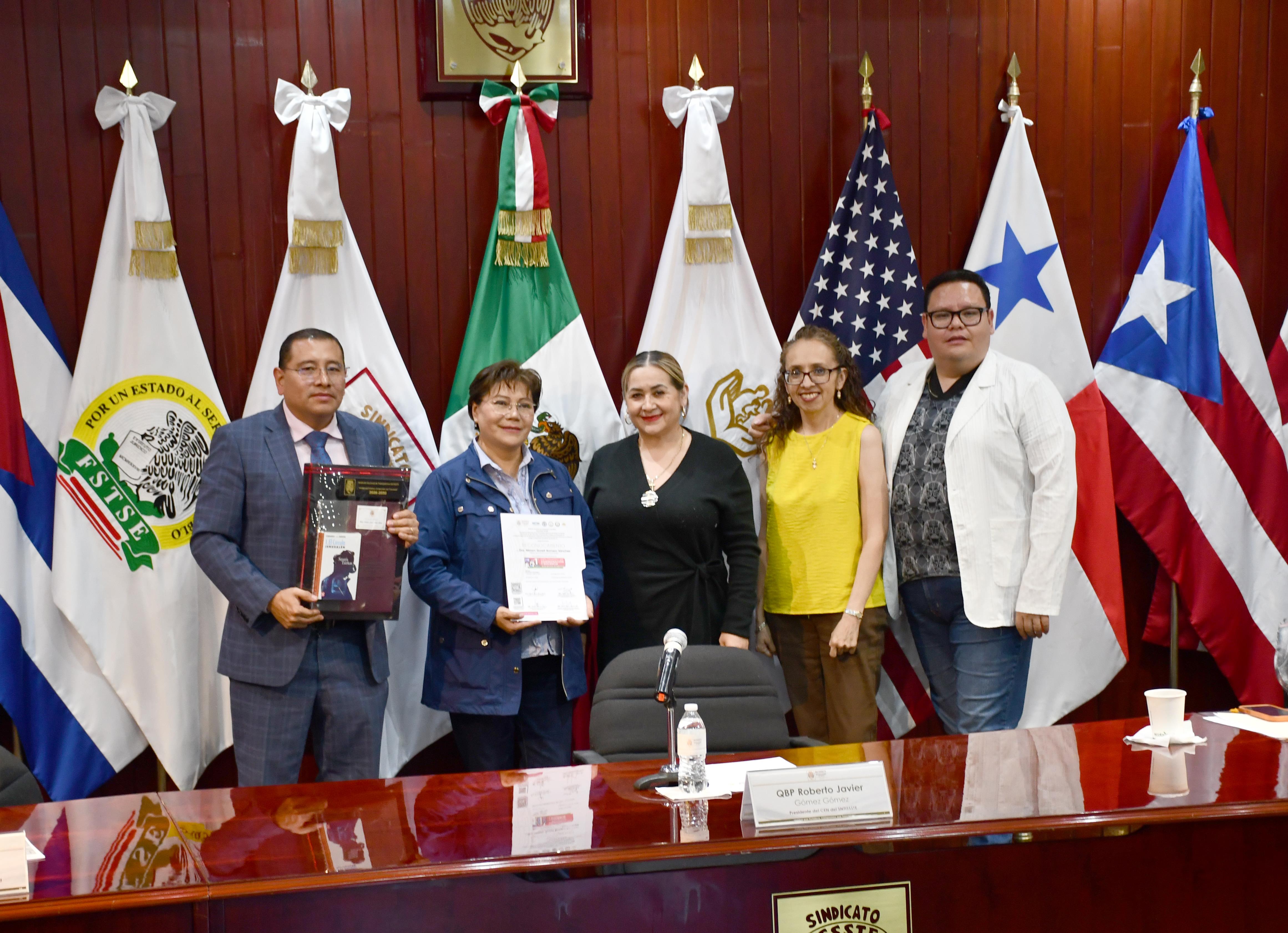 "1er Diplomado de Administración y Docencia en lo Servicios de Enfermeria"